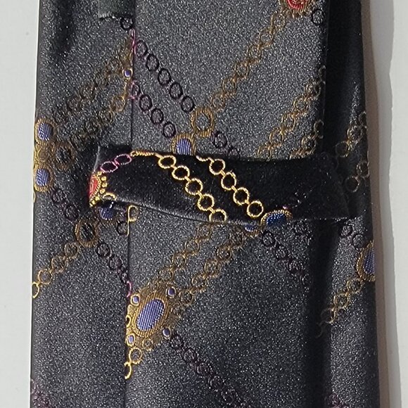 CHANEL Men's Vintage Tie 100% Silk Made in Italy black chain stripes and CCs - Picture 4 of 4